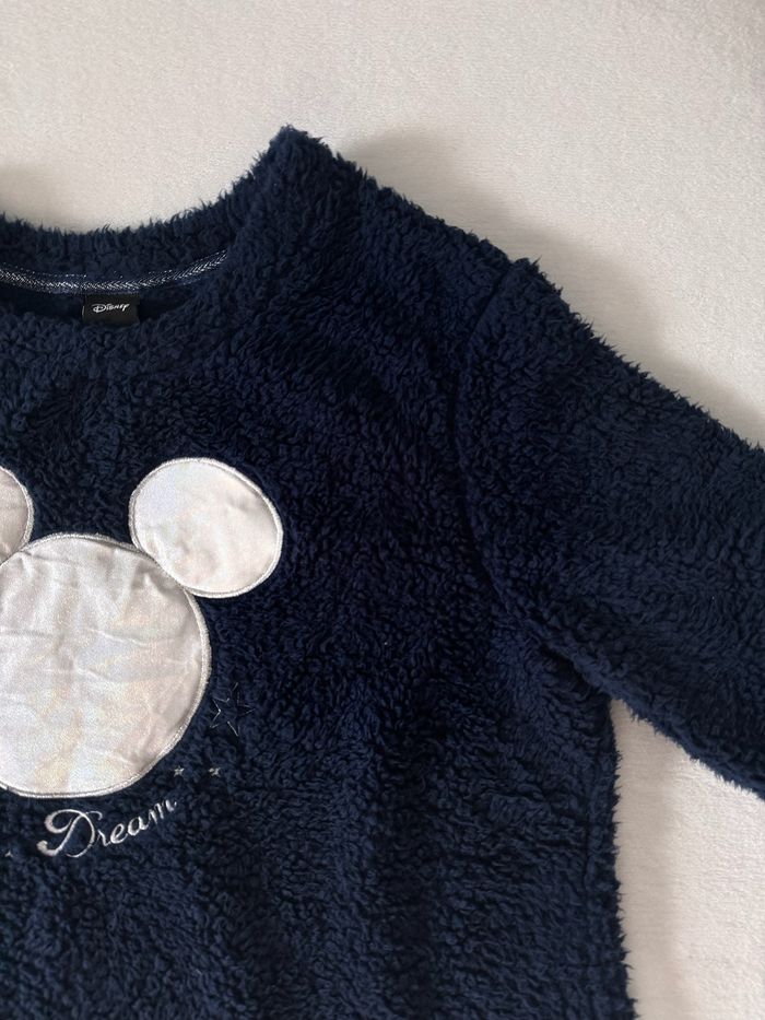 Sweat / pull de nuit Disney Mickey bleu marine – Taille L enfant – matière douce moumoute - photo numéro 2