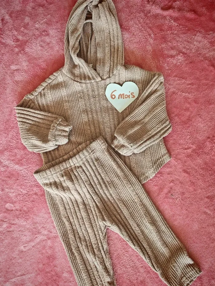 Ensemble jogging beige taupe