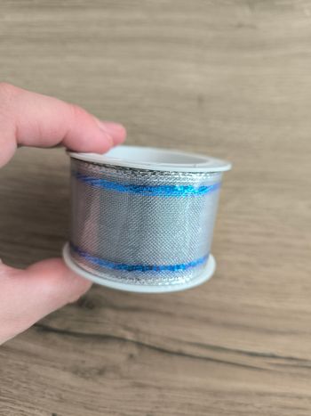 Ruban neuf argenté & bleu