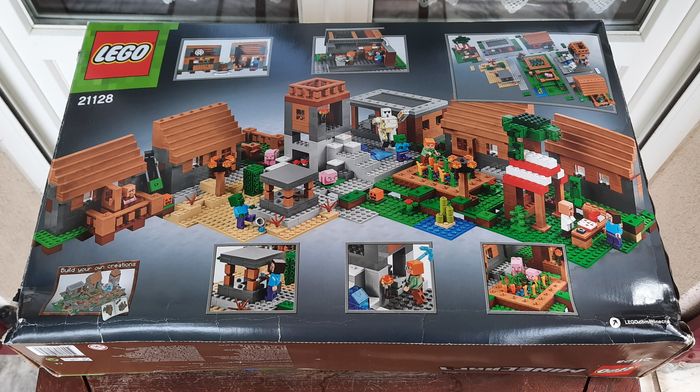 LEGO Minecraft 21128 Le village - photo numéro 10