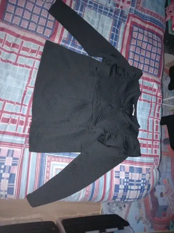 Blouse noire 12 ans