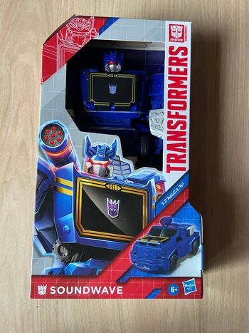 Figurine Hasbro Transformers Soundwave 25 cm
Neuf
