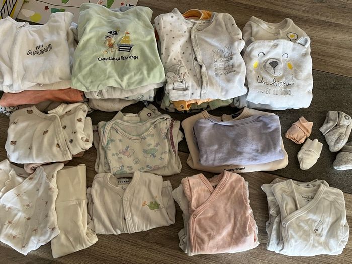 Lot vêtement 1 mois