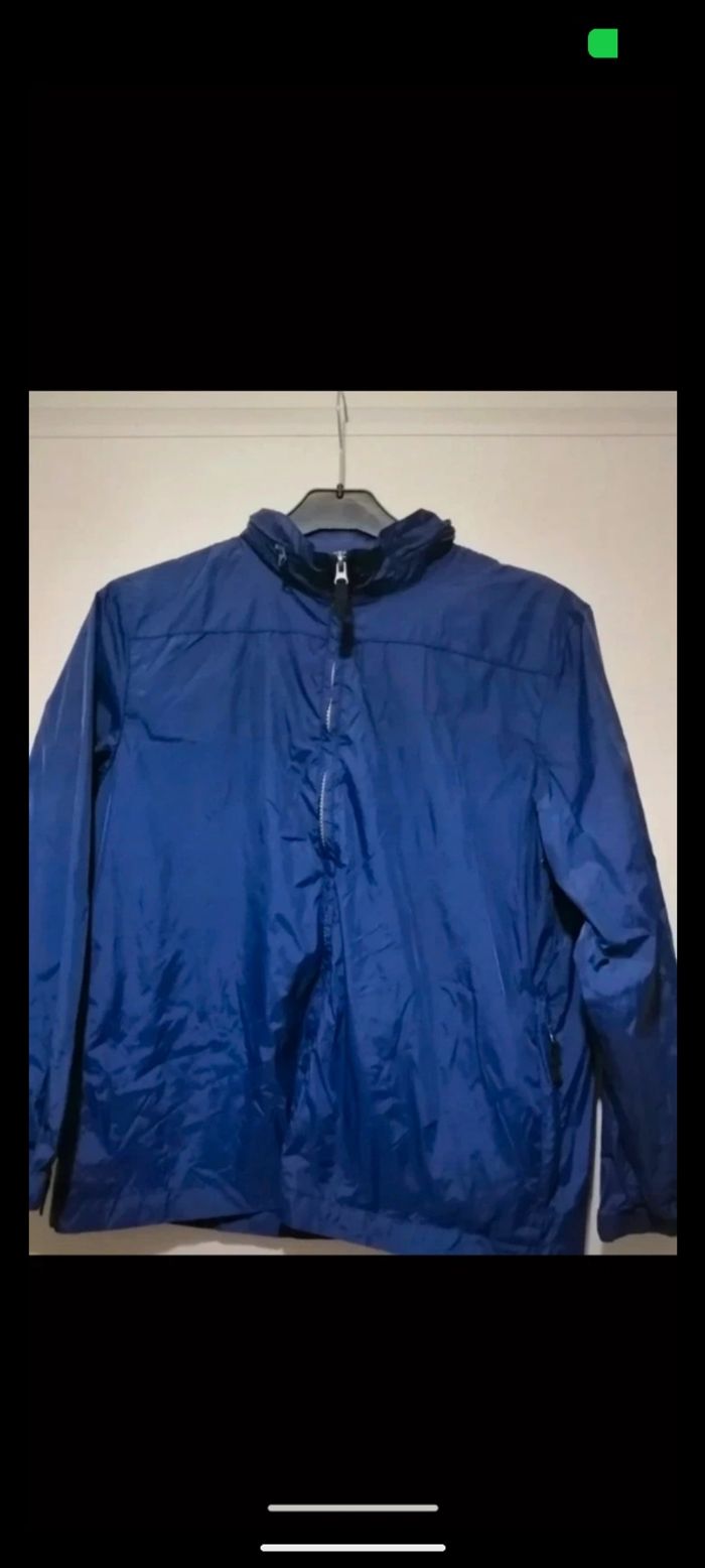 Beau coupe vent CFK bleu. Taille 14 ans. - photo numéro 3