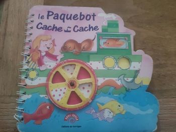 Le paquebot cache cache