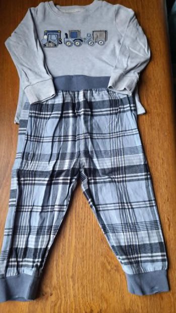 Pyjama 2 pièces Taille 1/2-2 ans Next