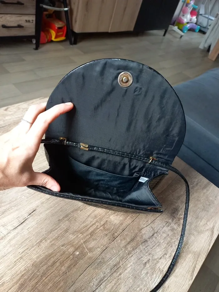 Sac noir - photo numéro 3