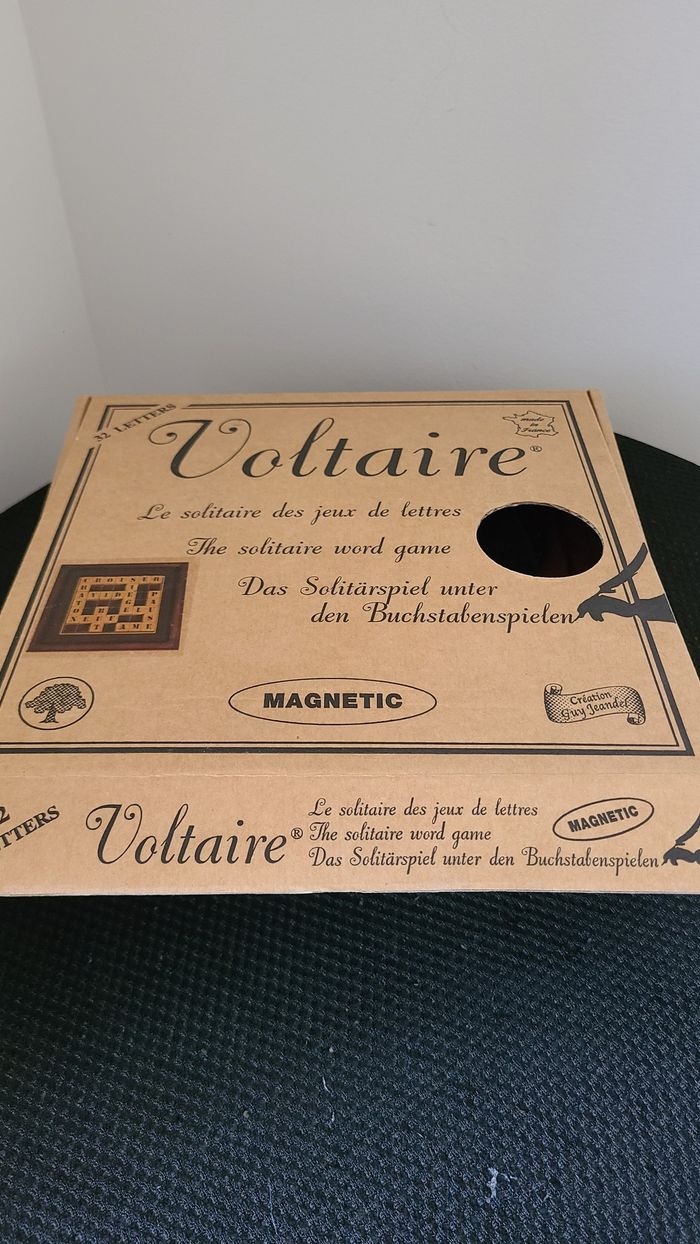 VOLTAIRE 48 LETTRES MAGNETIQUE