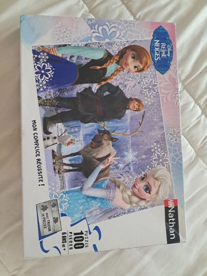 Puzzle 100 pièces Reine des Neiges
