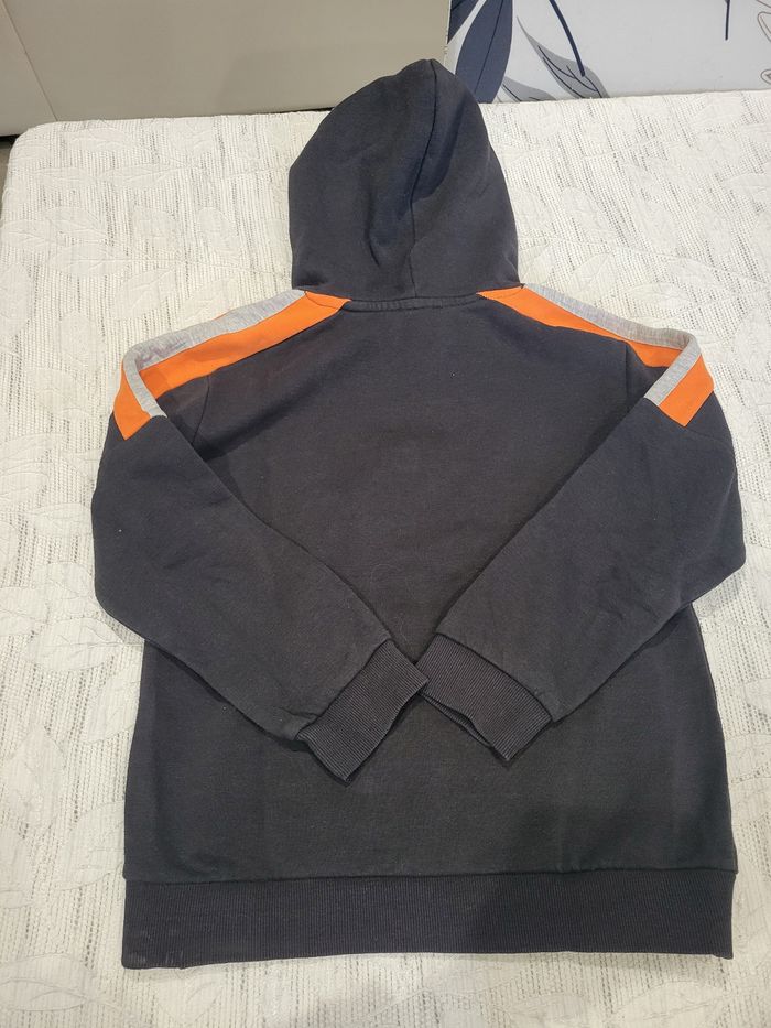 Sweat 10 ans - photo numéro 3