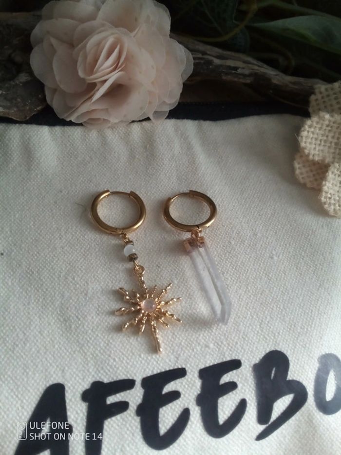 Petites créoles Bohèmes asymétriques étoile et cristal de quartz - photo numéro 3