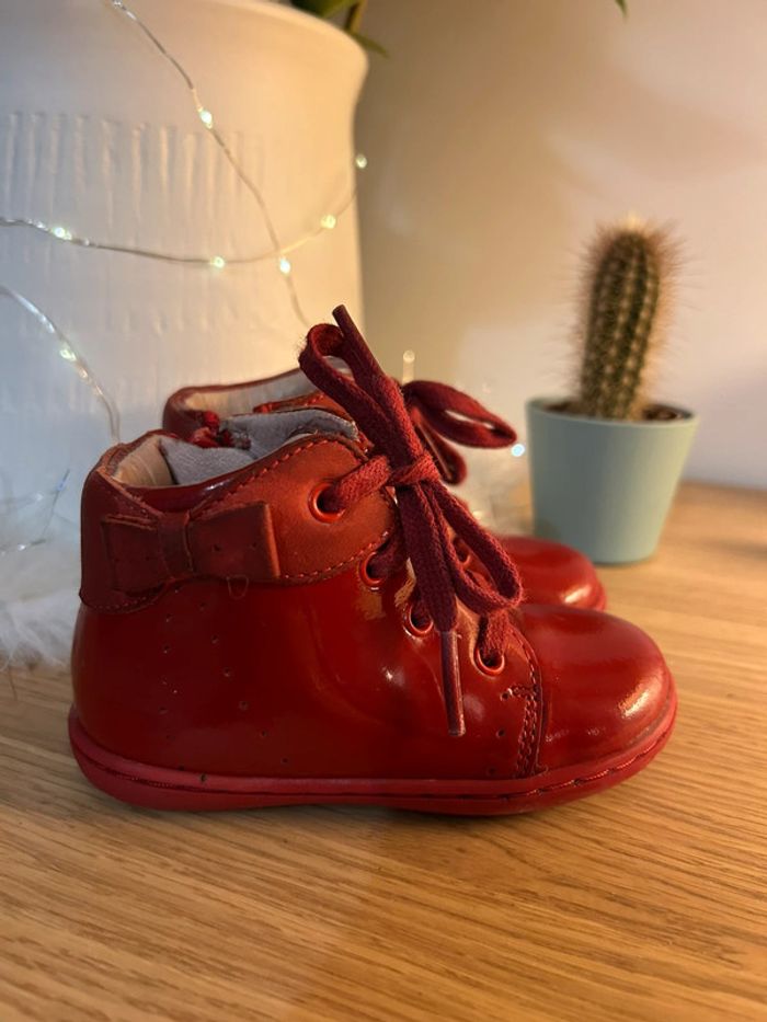 Chaussures rouges Jacadi taille 20 - photo numéro 2