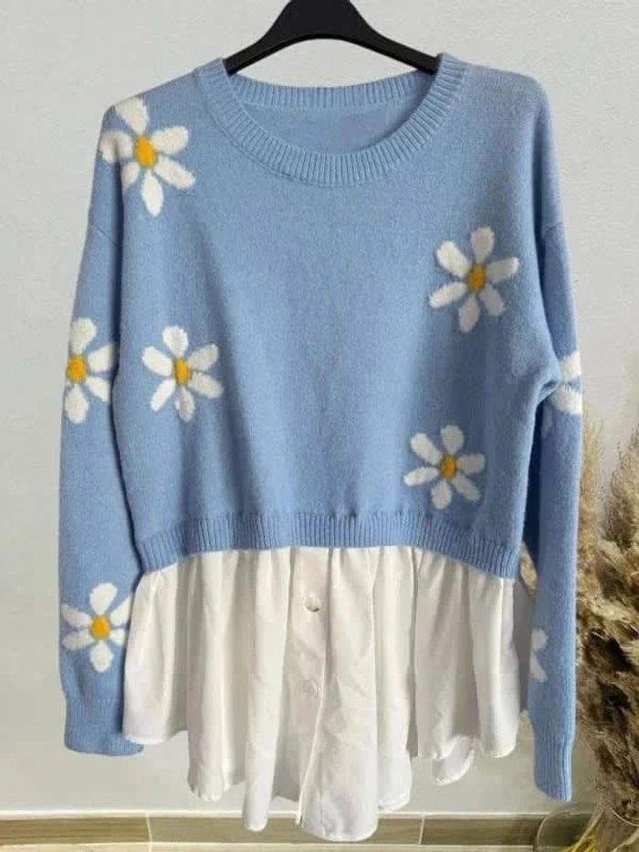 Beau pull chemise femme bleu clair à fleurs TU 36/40 - photo numéro 2