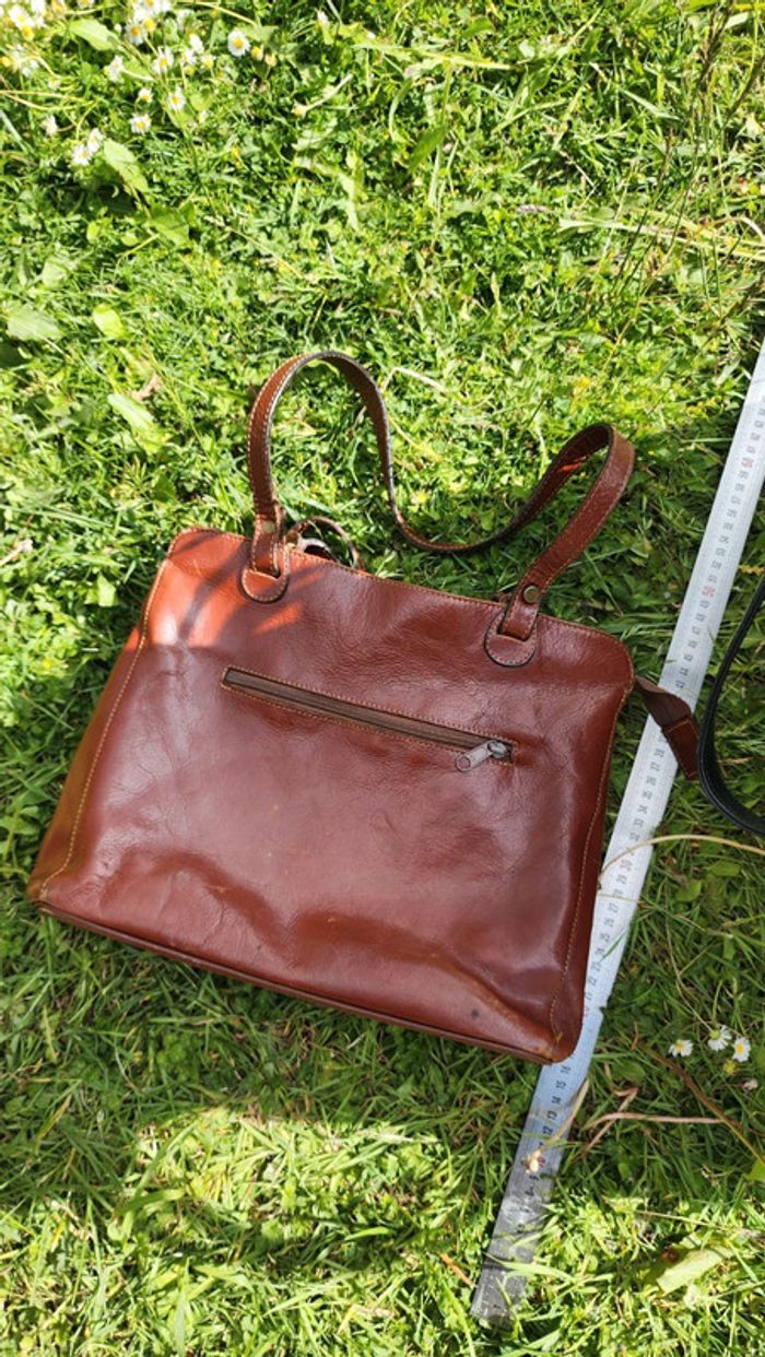 Adorable sac à main porté epaules en cuir vintage - photo numéro 4