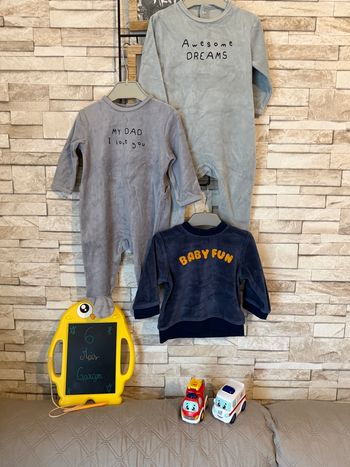 Lot de 9 pyjamas polaires Garçon - T6mois 