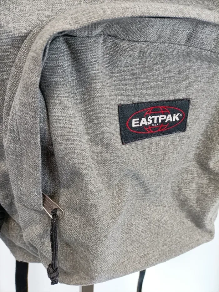 Sac à dos Eastpak gris multiple poches école voyage été - photo numéro 2