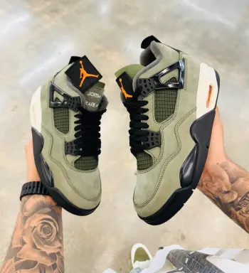 Nike air Jordan 4 rétro X Undefeated - Taille 43 - Deep Green and clementine