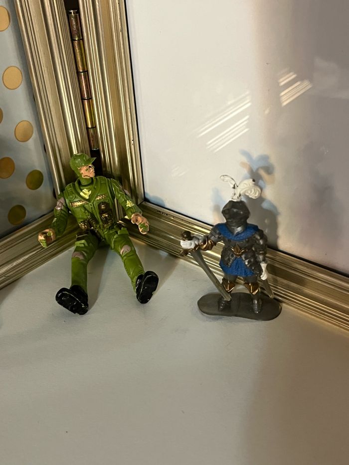 Lot de 3 personnages militaires et chevaliers - photo numéro 2