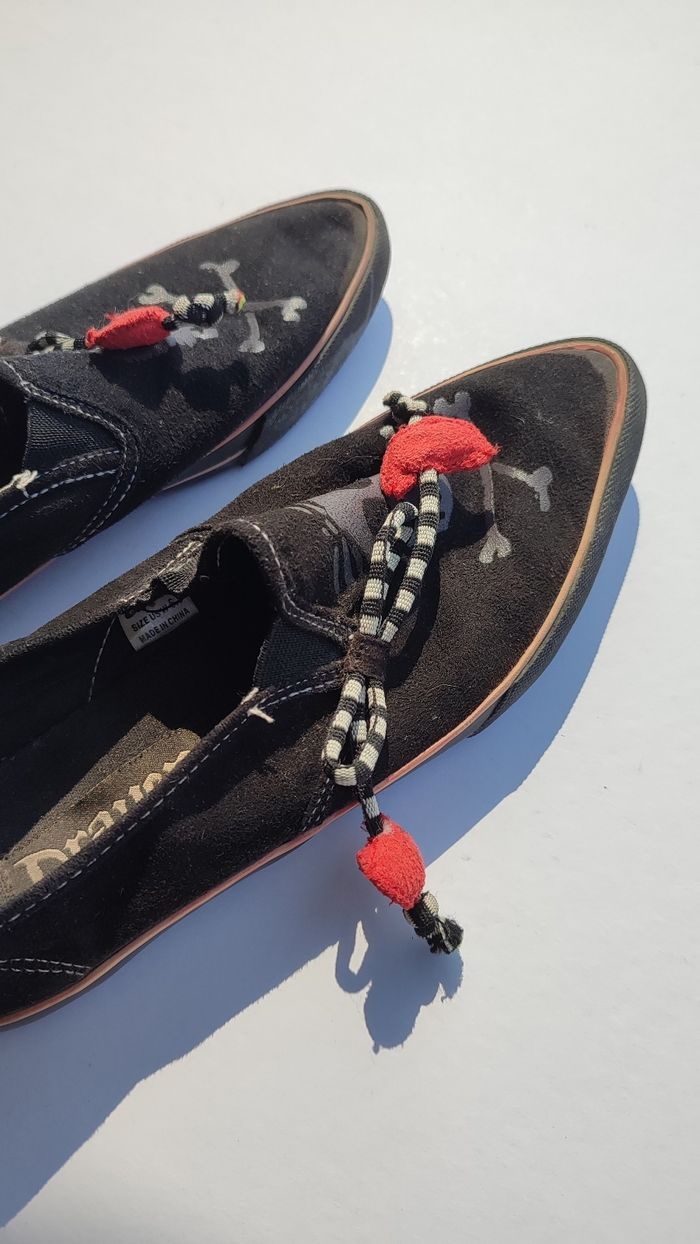 Basket Draven tête de mort T37 - photo numéro 4