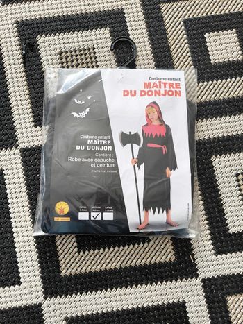 Déguisement 4-6 ans maître du donjon neuf