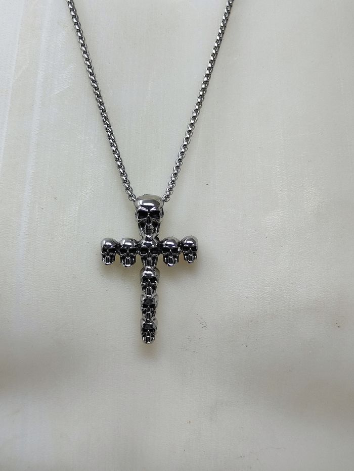 Superbe collier gothique en croix en acier - photo numéro 2