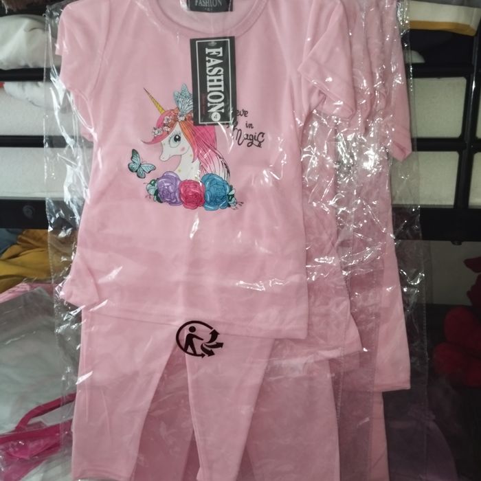 Lot revendeur ensemble fille