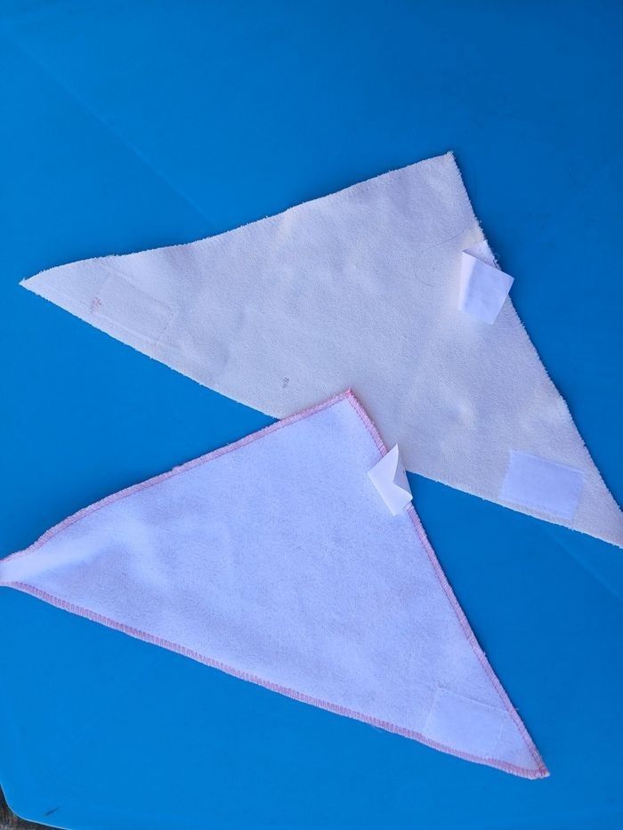 Bavoirs triangle - photo numéro 4