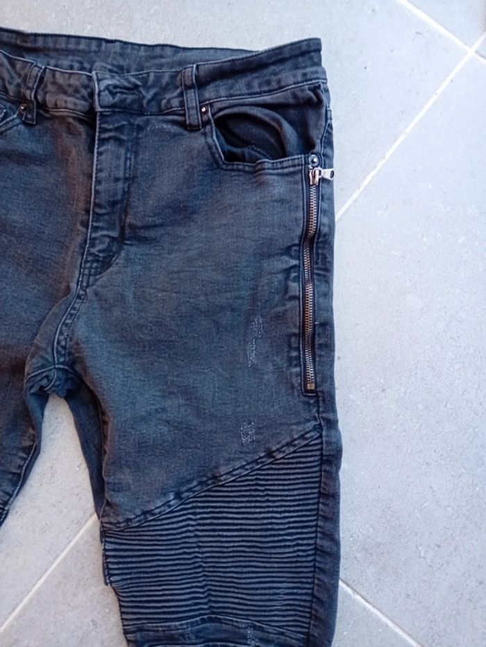 Très beau Jeans Noir Pour Homme Taille 44 Coupe Droite - photo numéro 3