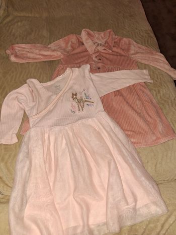Lot 2 magnifiques robes 24m