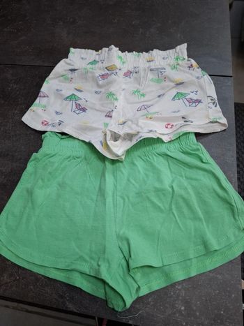 2 shorts