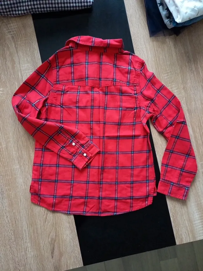 Chemise rouge fille 10 ans - photo numéro 7