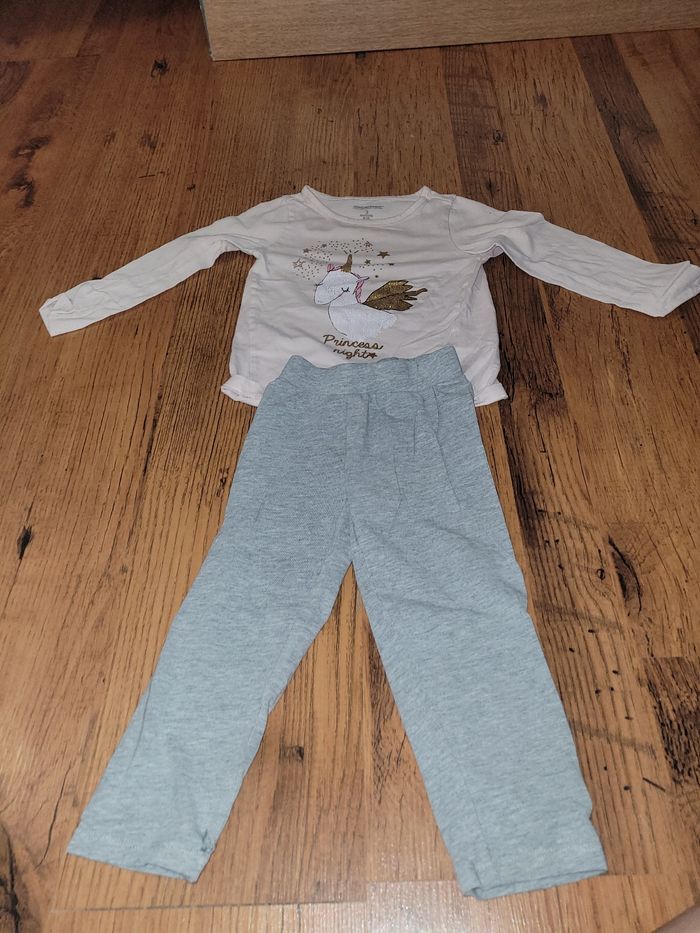 Lot de pyjamas fille 36 mois - photo numéro 7