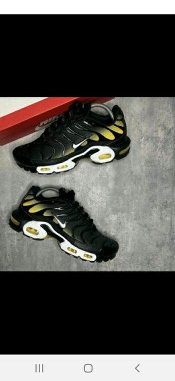 Nike tn noir jaune 36