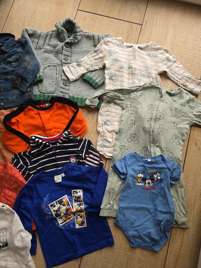 Lot vêtements 12 mois - photo numéro 3