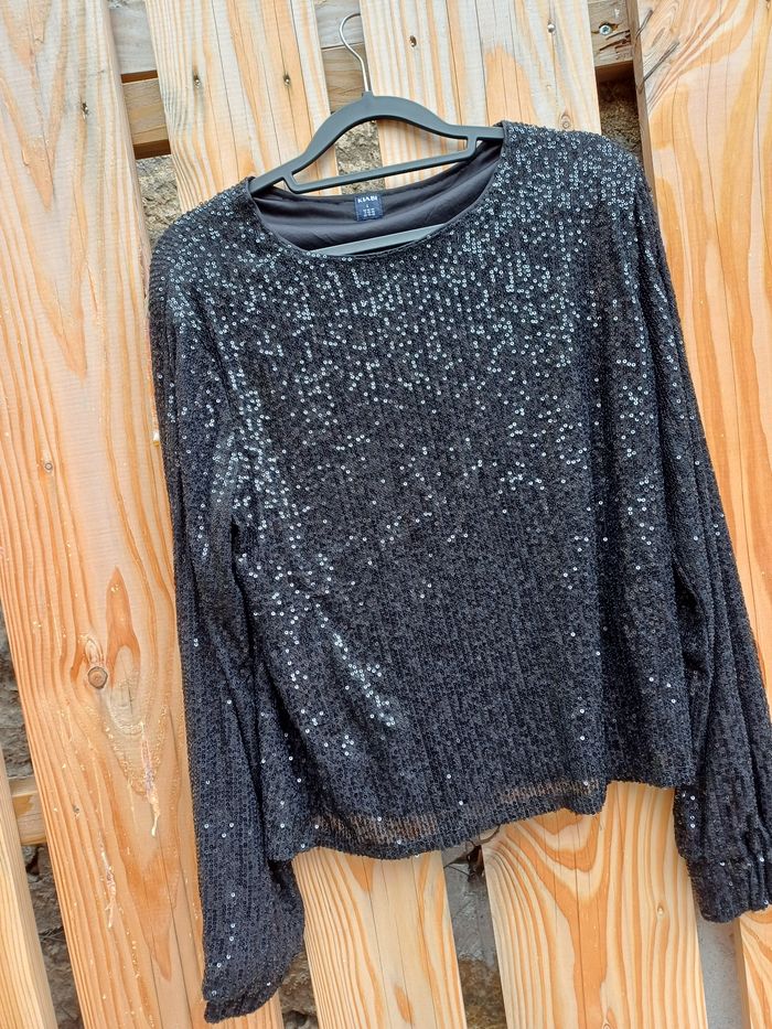 Joli haut noir strass idéal fête Kiabi - photo numéro 4