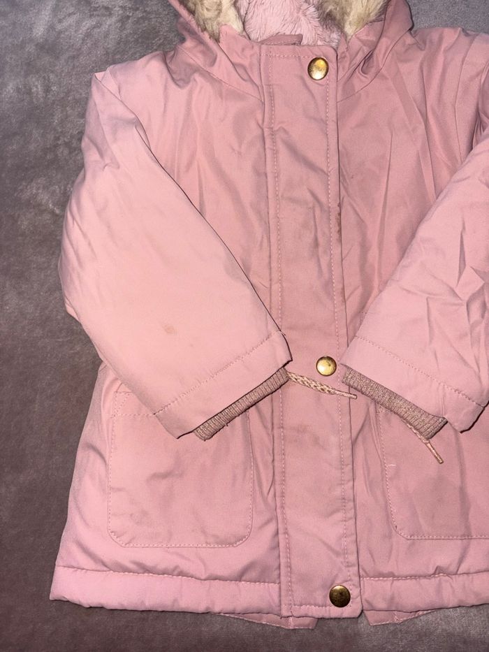 Lot de deux manteaux d’hiver 12 mois pour jumelles. - photo numéro 4