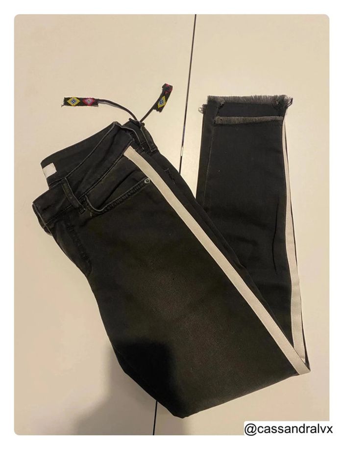 Jean noir avec bandes blanches - FIVE - photo numéro 7