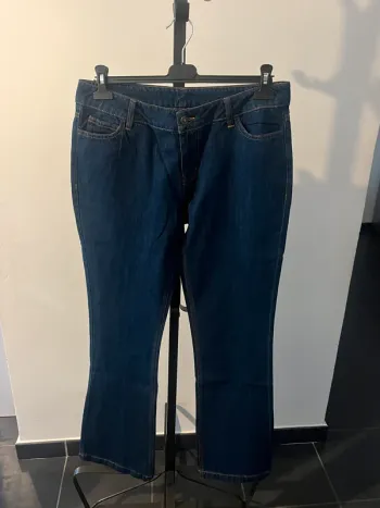 Jean femme  Taille 42.