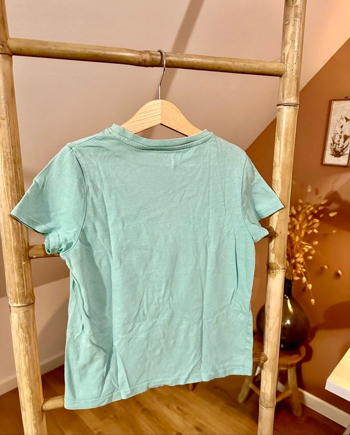 🤍 Teeshirt turquoise motif ballon Kiabi taille 8 ans 🤍 - photo numéro 5
