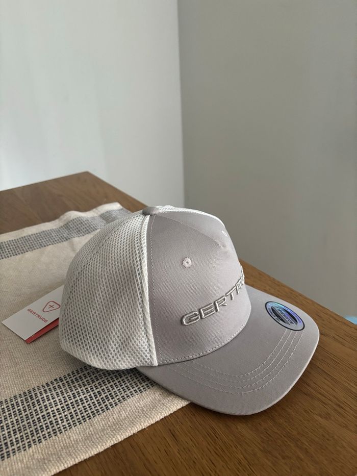 Casquette Gertrude grise - photo numéro 2