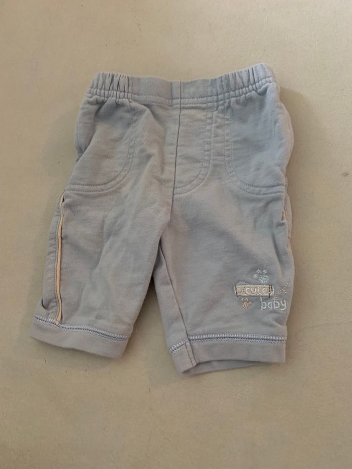 Lot 5 pantalons 1 mois - photo numéro 4