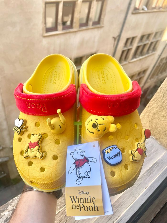 Crocs Disney Winnie The Pooh Classic Platerform Clog - photo numéro 10