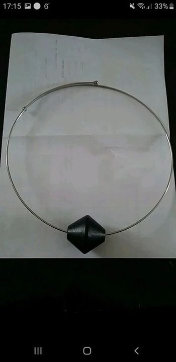 collier et perle bois