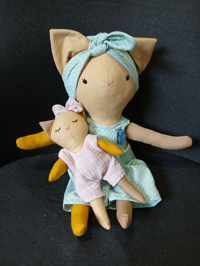 Poupée chat et son bébé - photo numéro 2