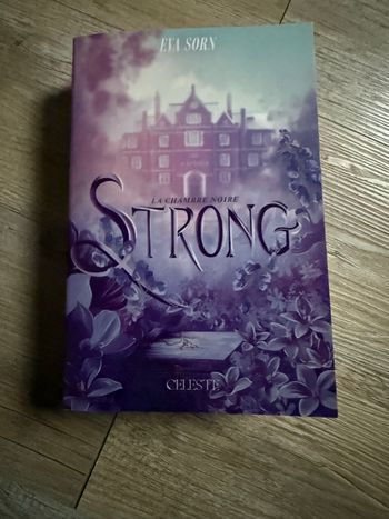 Strong -la chambre noire-Tome 1