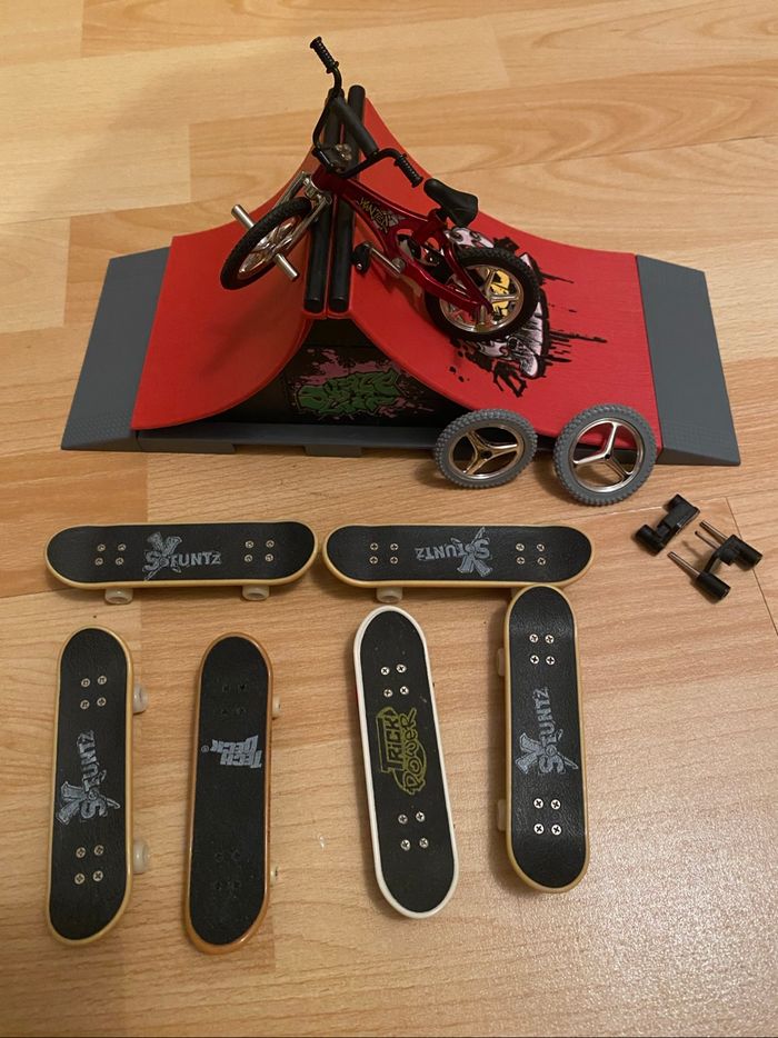 Vélo miniature skate parc et skates - photo numéro 2