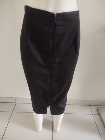 #kytie38femme. Jupe crayon taille 38 