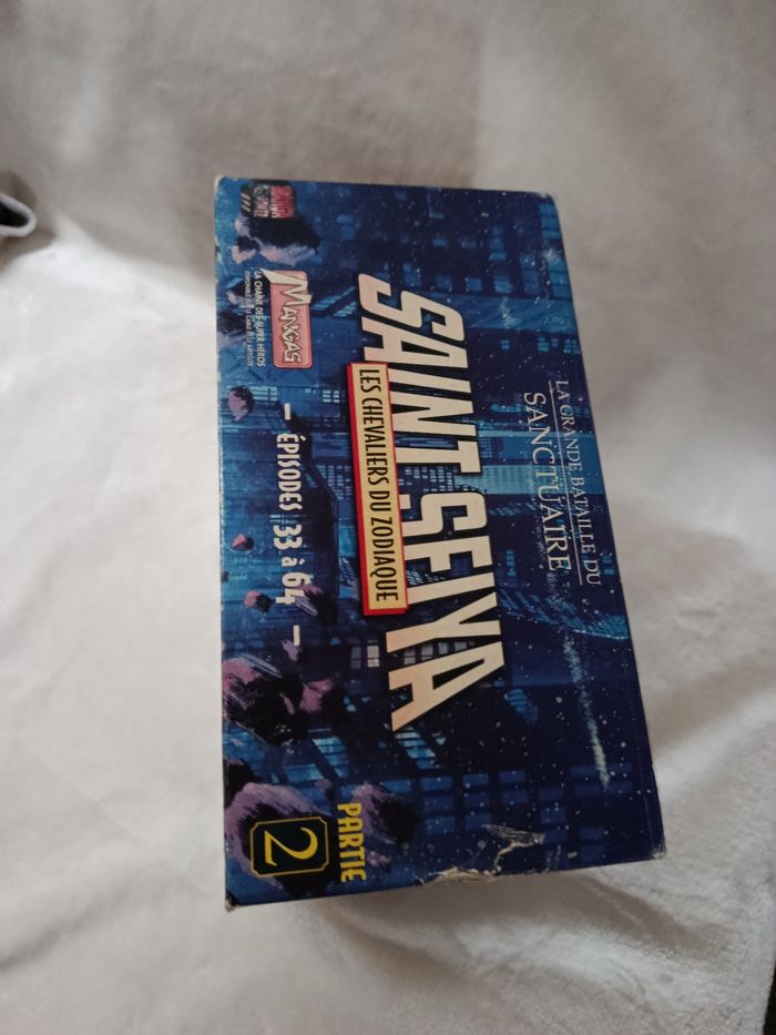 A saisir, coffret collector VHS  " saint Seiya " ( bien lire svp ) - photo numéro 5