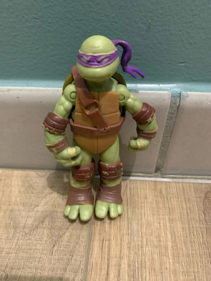 figurine donatello
