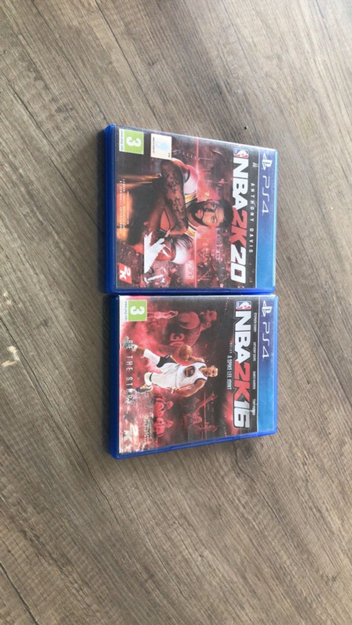 Lot de 2 jeux ps4